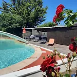 Les 2 Chaumieres Avec Piscine * Epinay