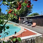 Semesterbostad Les 2 Chaumieres Avec Piscine *