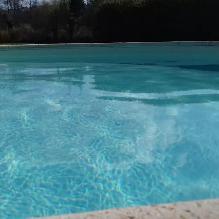 Les 2 Chaumieres Avec Piscine Prázdninový dům *