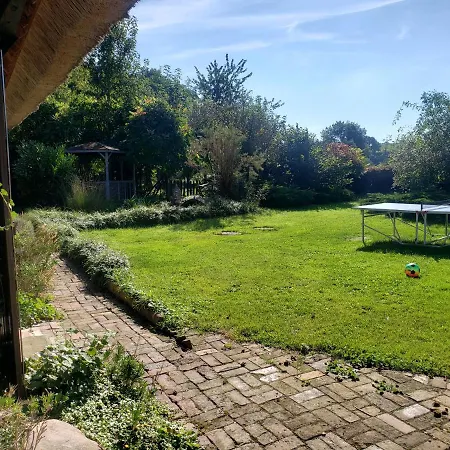 Les 2 Chaumieres Avec Piscine Holiday home Epinay