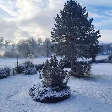 Les 2 Chaumieres Avec Piscine *