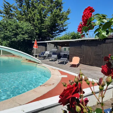 Les 2 Chaumieres Avec Piscine * Epinay