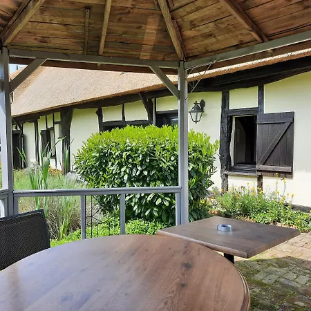 度假居 Les 2 Chaumieres Avec Piscine *