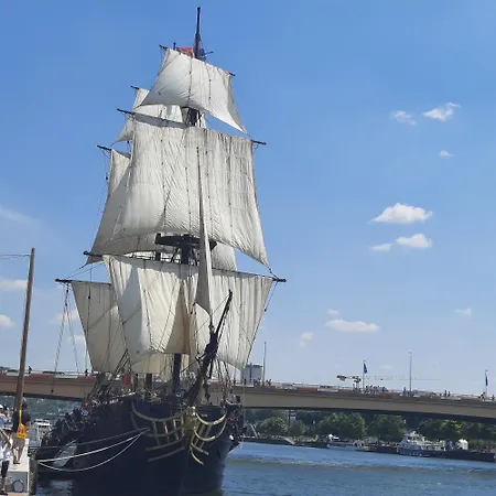 Les 2 Chaumieres Avec Piscine * Epinay