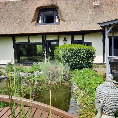 Semesterbostad Les 2 Chaumieres Avec Piscine Epinay